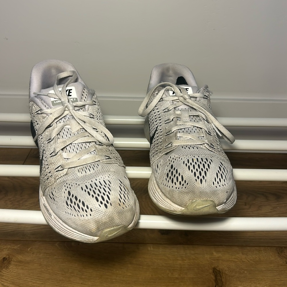 Nike LunarGlide 7 shoes. Size 8.5